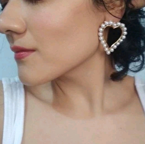 Gold Hoop heart earrings white faux pearl boho drop beaded coquette 💖2/$30 - Picture 16 of 16